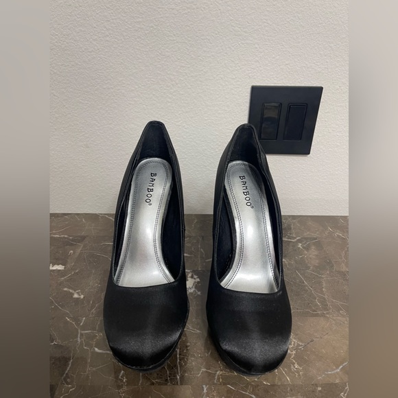 Size 8, Silk Black Pumps with Rhinestones on Heel - Picture 3 of 9